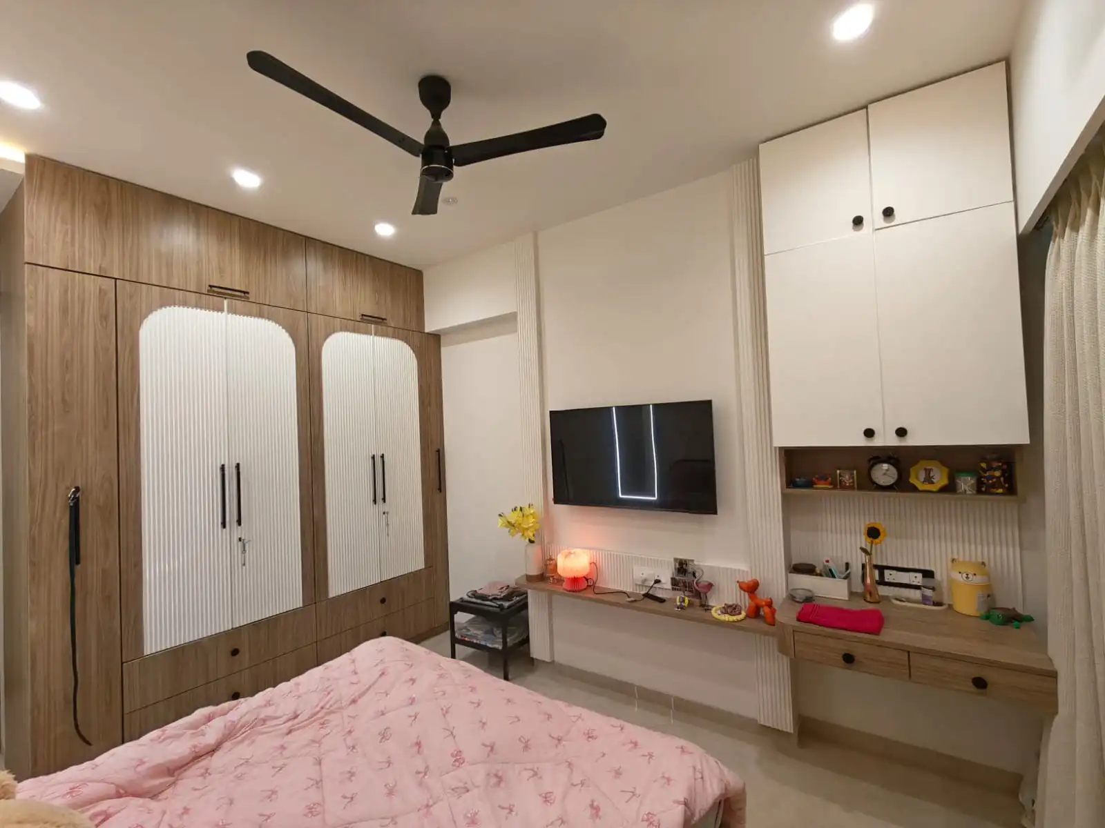 customized furniture & layout