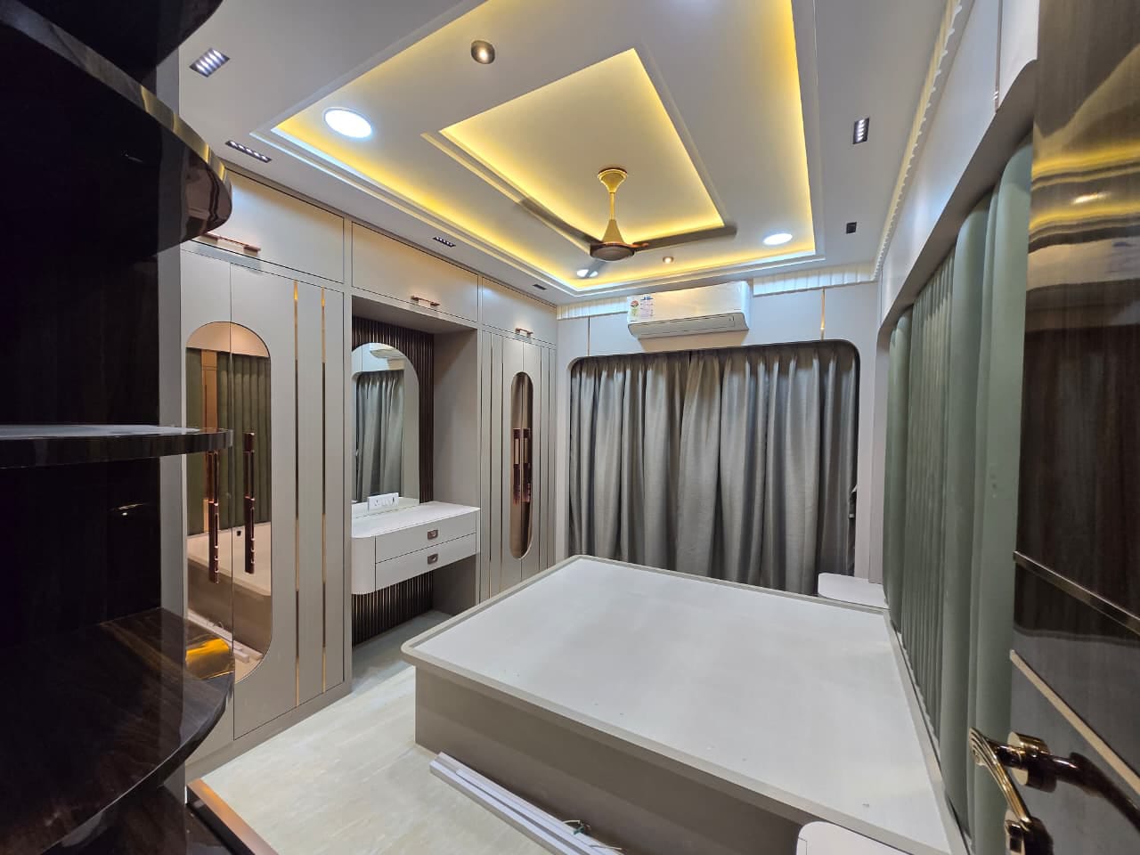 Customised Furniture & Layouts